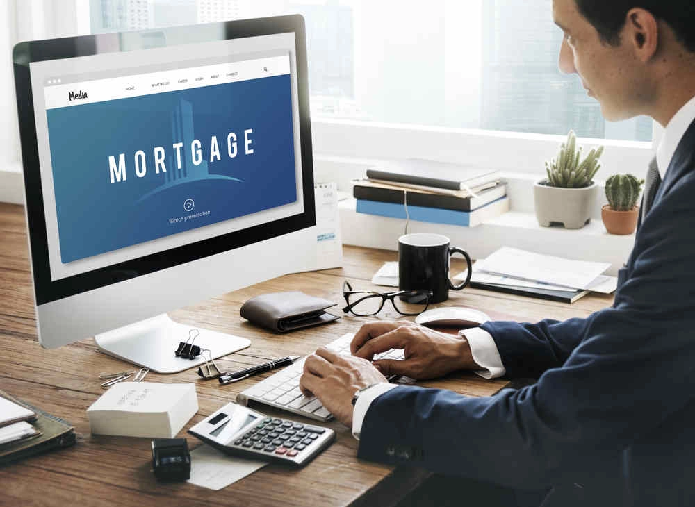Debt Consolidation vs. Debt Settlement:
